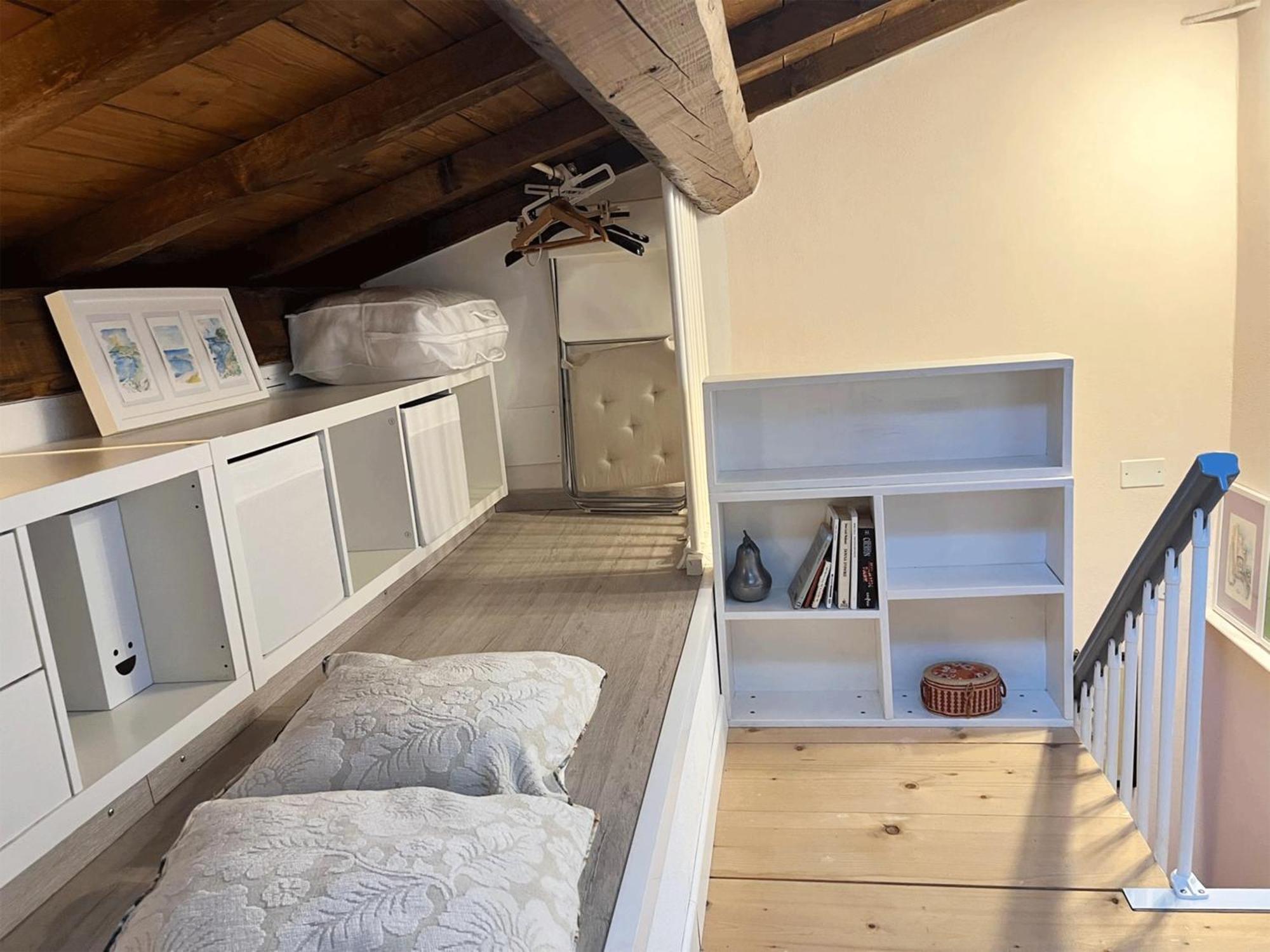 Casa Vacanze L'Acquerello Lari Buitenkant foto